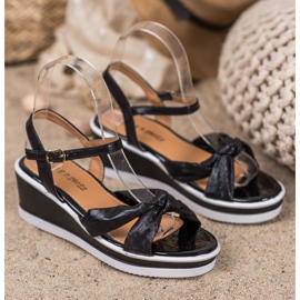 SHELOVET Sandalias de cuña brillantes negro 5