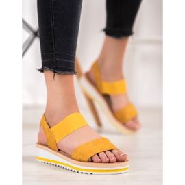 Mannika Sandalias de gamuza en la plataforma amarillo 2
