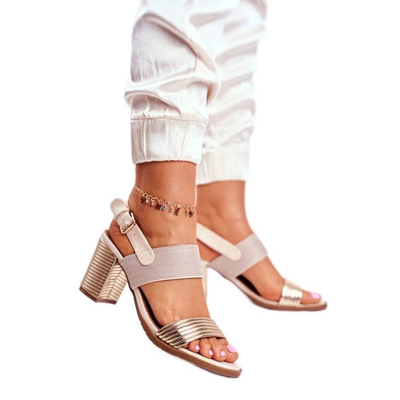 EVE Sandalias de mujer en el poste Beige y Golden Emmy dorado 2