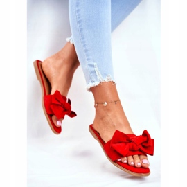 Pantuflas de mujer de Malasia con lazos rojos 3