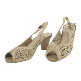 Sandalias Caprice Piel Calada 29606 beige 2