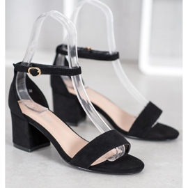 Nio Nio Sandalias cómodas en una barra negro 4