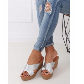 Zapatilla cuña plata 10-235 Plata gris 2