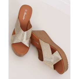 Zapatilla cuña oro 10-235 oro dorado 1 Zapatilla cuña oro 10-235 oro dorado 1