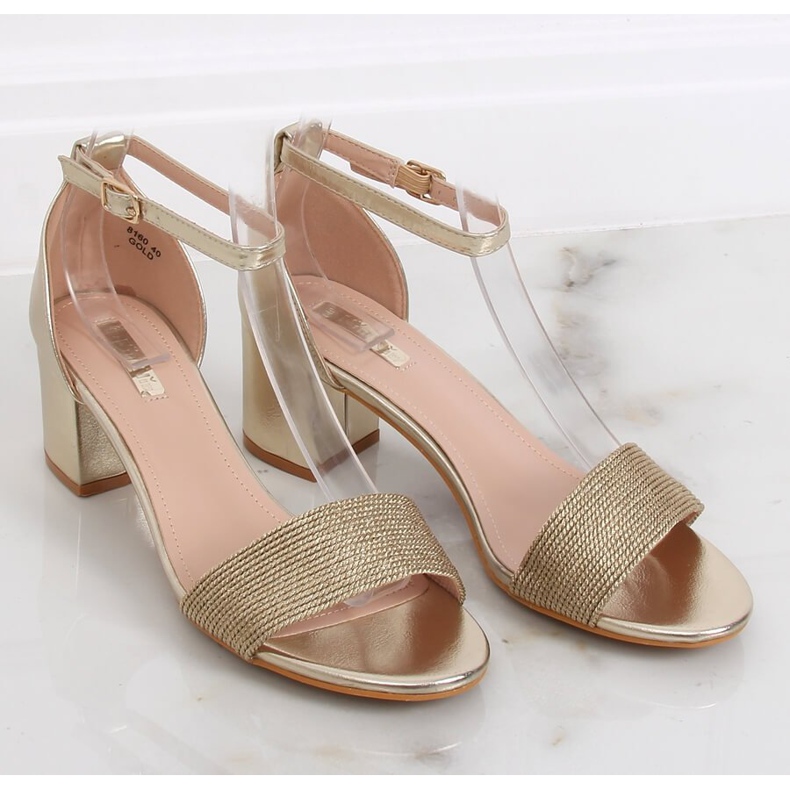 Sandalias tacón dorado 8160 Gold 2
