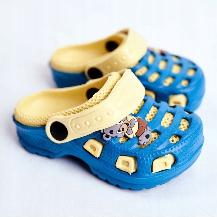 Giolan Zapatillas de espuma para niños Kroks Small Koala azul amarillo 1