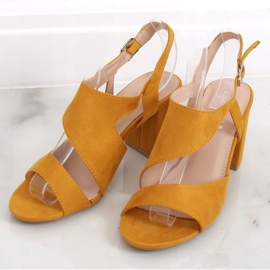 Sandalias en el poste miel 2800 Amarillo 2