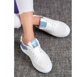 SHELOVET Zapatos con estilo en la plataforma blanco 3