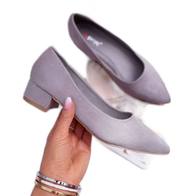 SEA Zapatos de salón clásicos para mujer de ante gris Rheya 1
