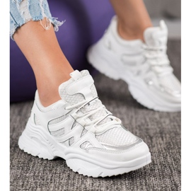 SHELOVET Cómodas zapatillas blancas blanco 1