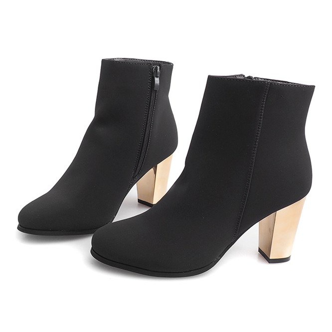 BM Botas grises en un poste B2908 gris 1