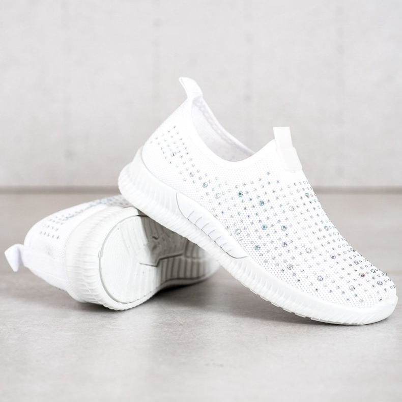 SHELOVET Zapatos blancos con cristales 2