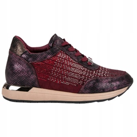 Kylie Calzado deportivo de moda rojo 7