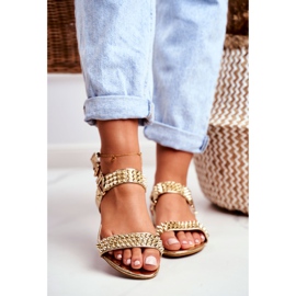 Sandalias planas de mujer doradas Lu Boo con tachuelas Aldona dorado 2