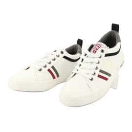Zapatillas de mujer Big Star fabricadas en ecopiel GG274187 blanco 2