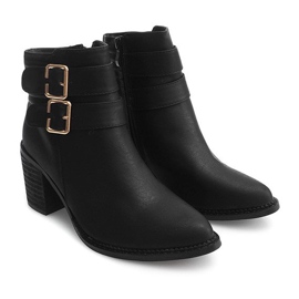 Boots On A Post F026 Negro 1