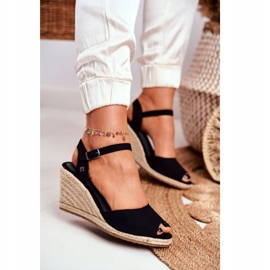 Sandalias de mujer con cuña trenzada Big Star Black DD274A209 negro 3