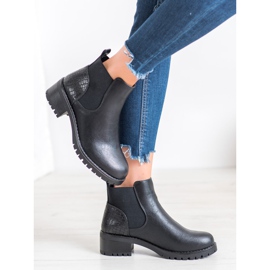 J. Star Botas sin cordones en un poste negro 3