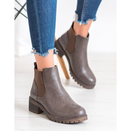 J. Star Botas sin cordones en un poste marrón 6