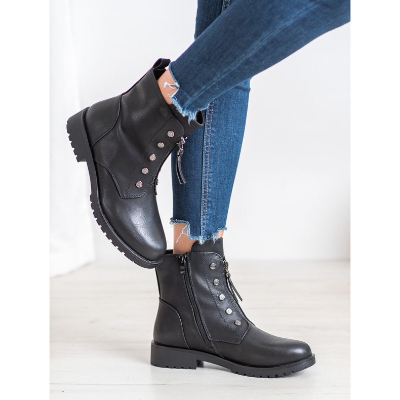 J. Star Trabajadores en el control deslizante negro 1