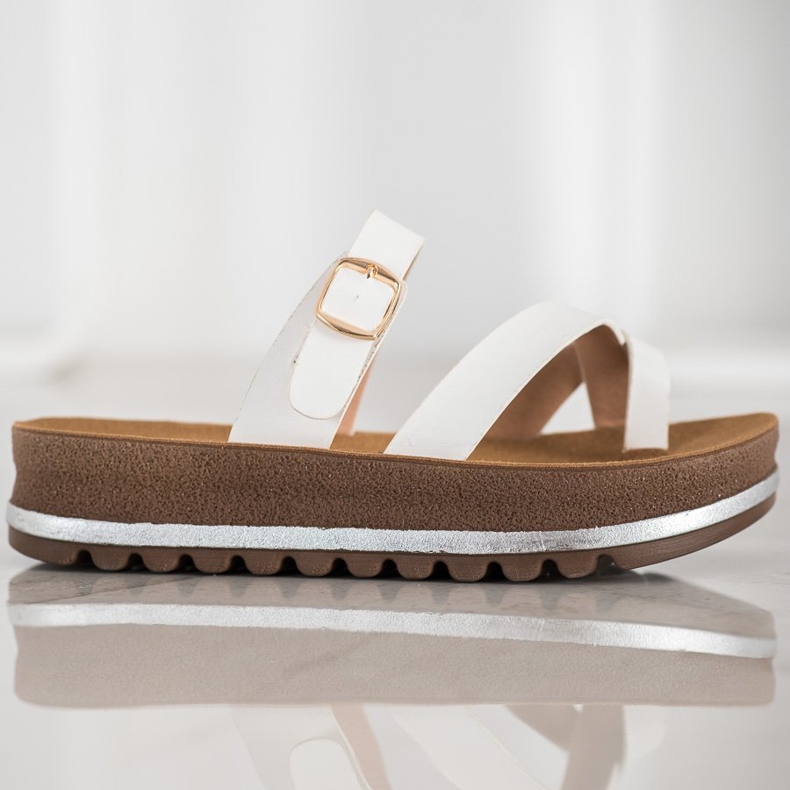 Comer Zapatillas en la plataforma de moda blanco 1