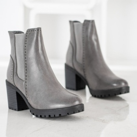 J. Star Botas sin cordones en la plataforma gris 1 J. Star Botas sin cordones en la plataforma gris 1