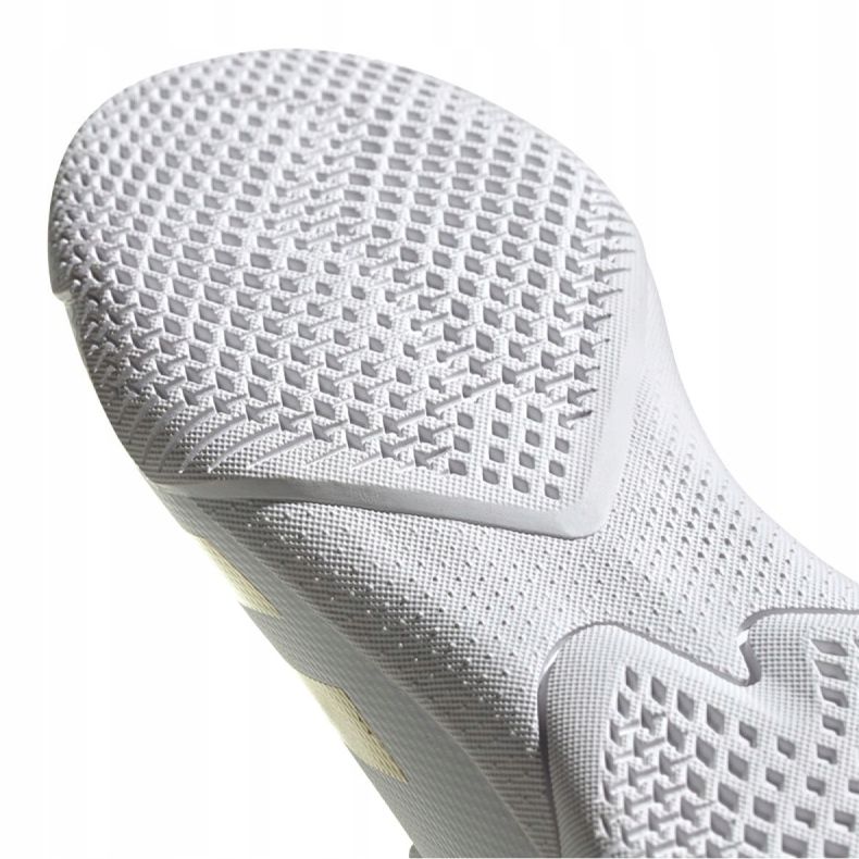 Botas de fútbol adidas Predator 20.3 In Jr FW9218 gris / plata, blanco, dorado blanco 1