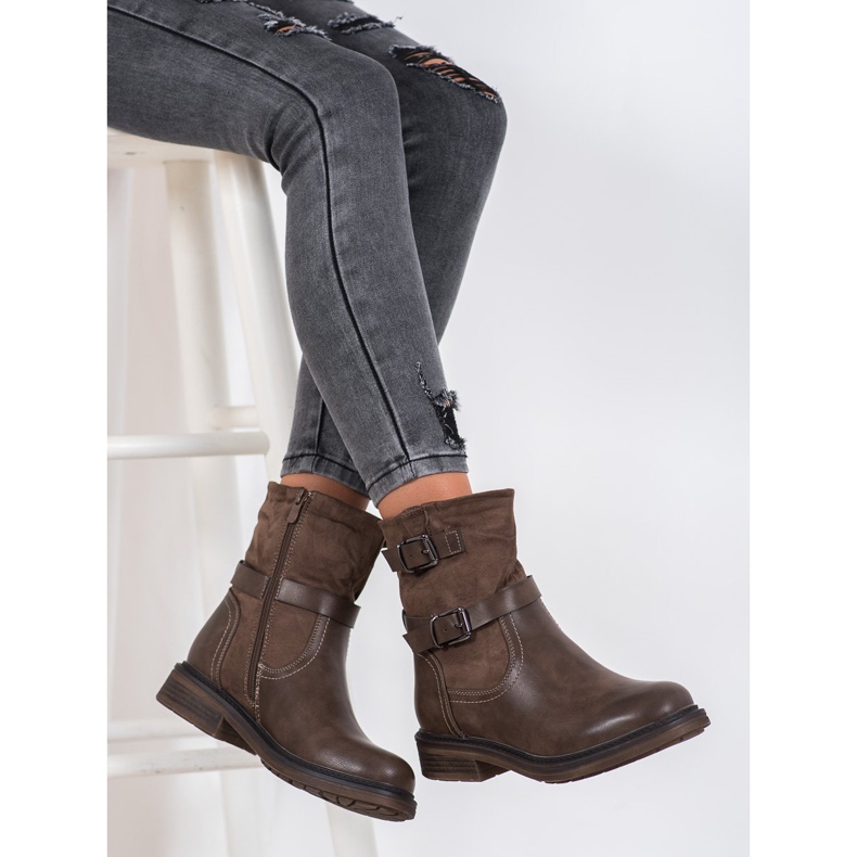 J. Star Trabajadores Clásicos marrón 1