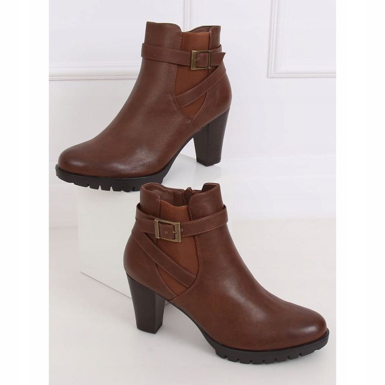 Botas de tacón marrón F-33 Camel 1