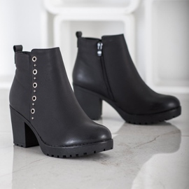 J. Star Botines negros con adorno 1