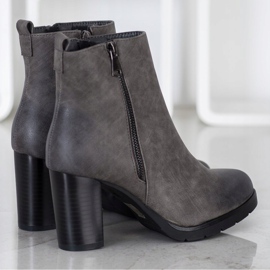 J. Star Botas de cuero ecológico para mujer gris 5