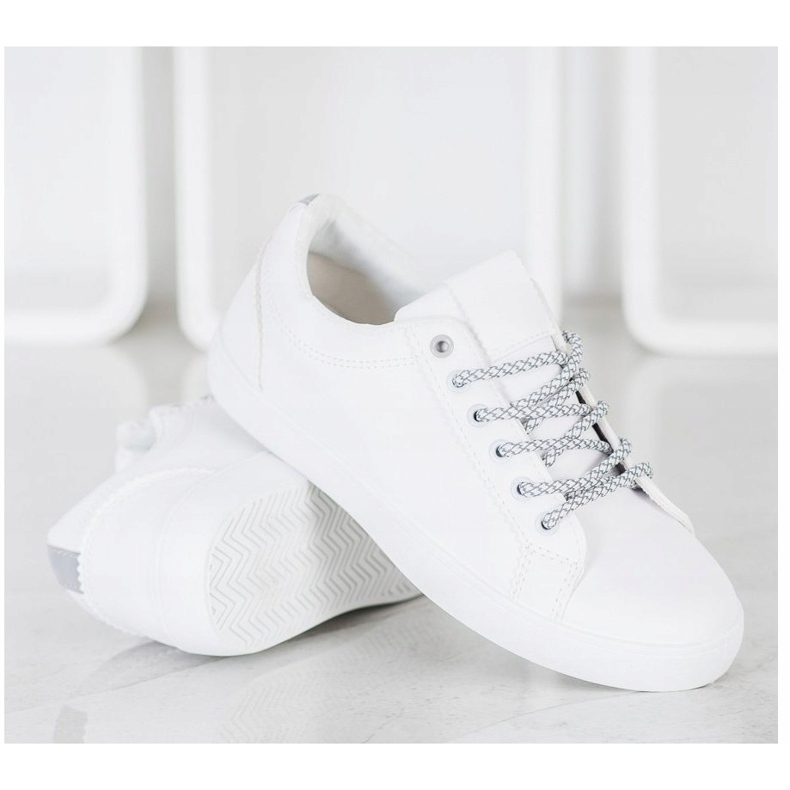 SHELOVET Zapatillas con cordones decorativos blanco 2