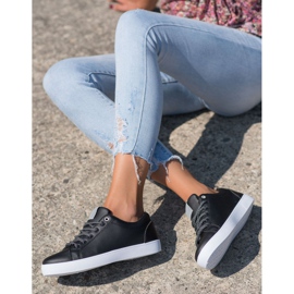 SHELOVET Zapatillas con cordones decorativos negro 3