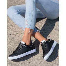 SHELOVET Zapatillas elegantes con cuero ecológico negro 2