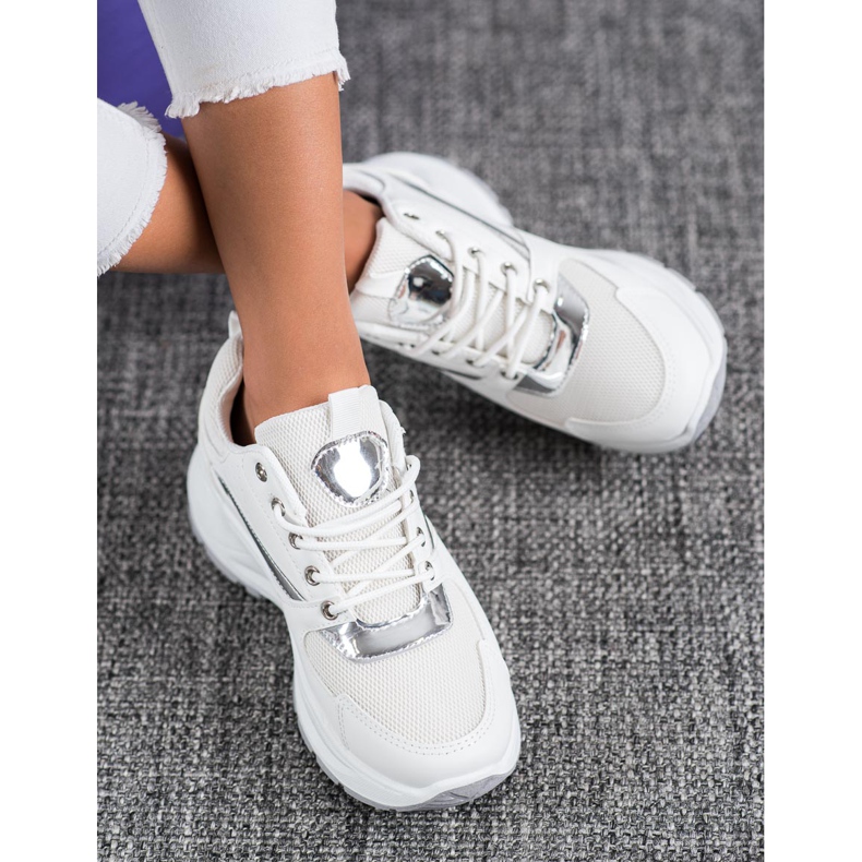 Ideal Shoes Zapatillas deportivas con estilo blanco 1