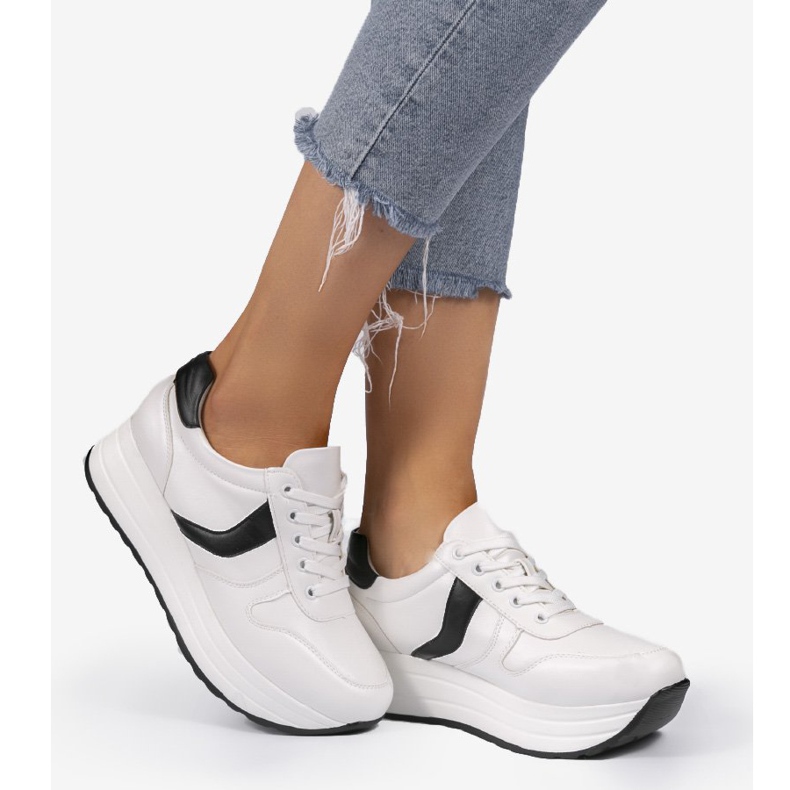 Calzado deportivo blanco, zapatillas BK-20 2