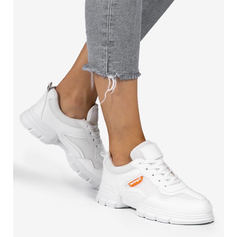 Calzado deportivo blanco de moda C051 1