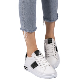Zapatillas blancas de moda con cuero ecológico C912 blanco negro 2
