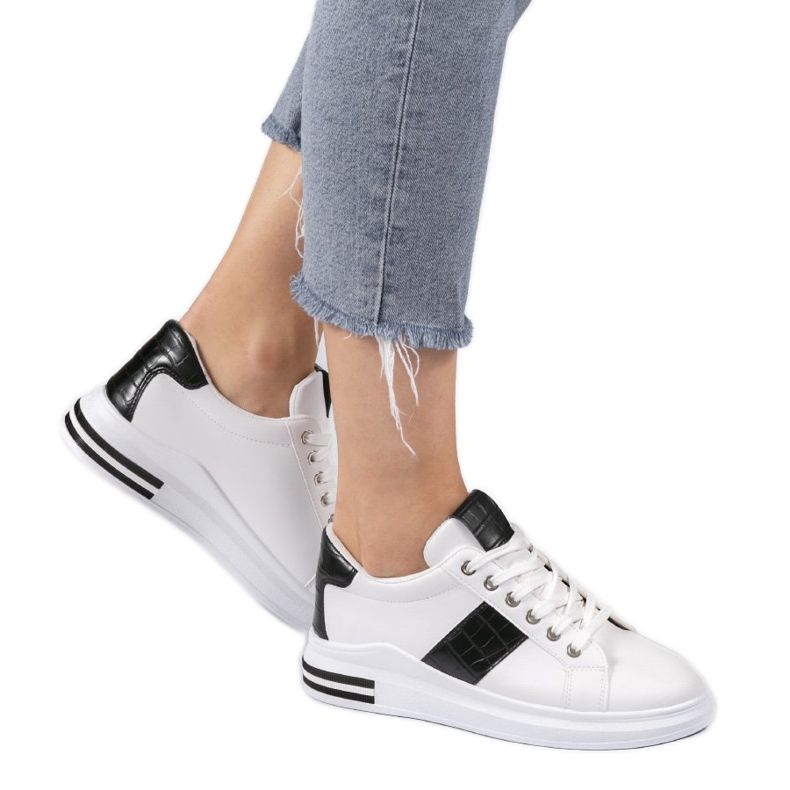 Zapatillas blancas de moda con cuero ecológico C912 blanco negro 1