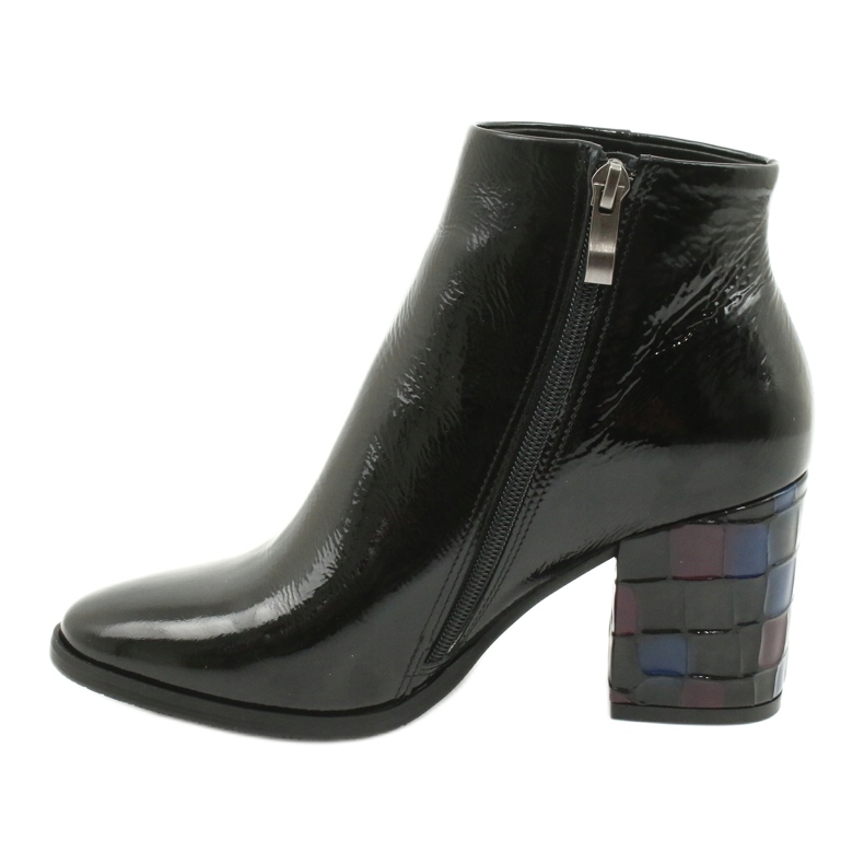 Botas de mujer lacadas negras Kaniowski 3543 negro 1