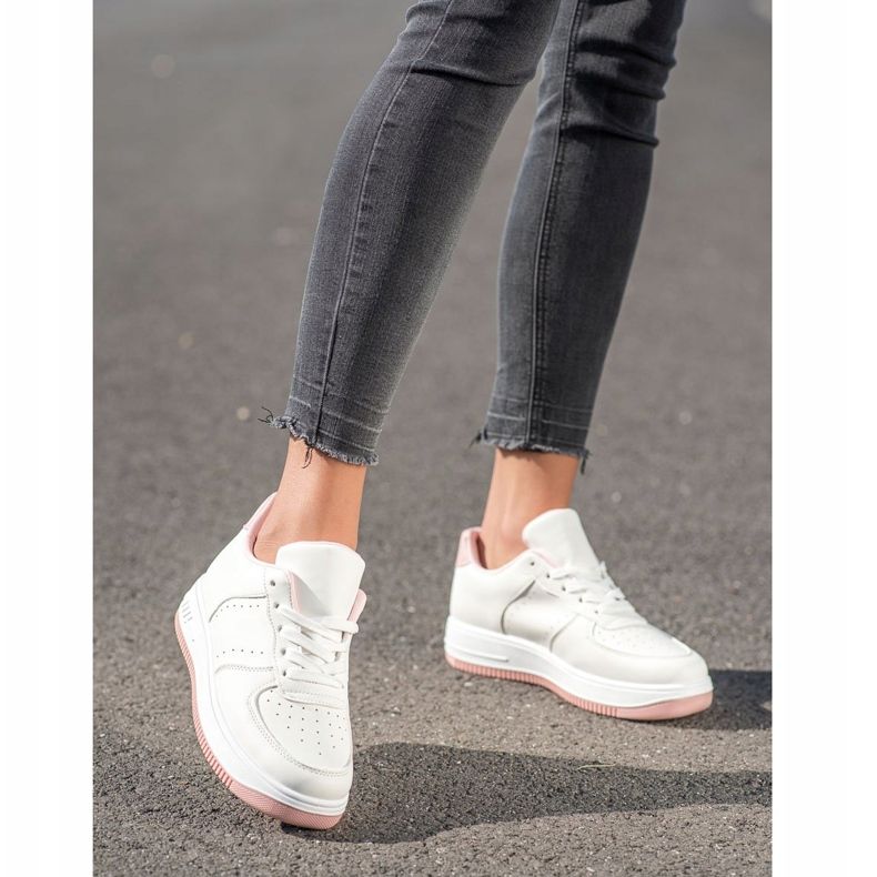 SHELOVET Zapatillas en la plataforma blanco 1