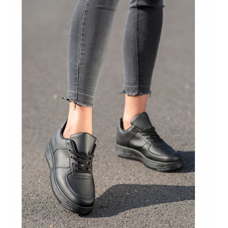 SHELOVET Zapatillas en la plataforma negro 1