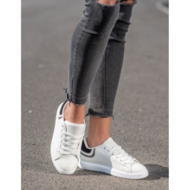 SHELOVET Cómodas zapatillas blancas blanco 2