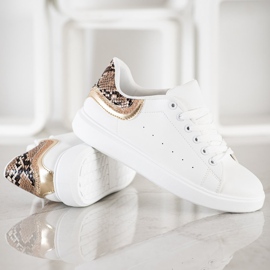 SHELOVET Cómodas zapatillas blancas blanco 2