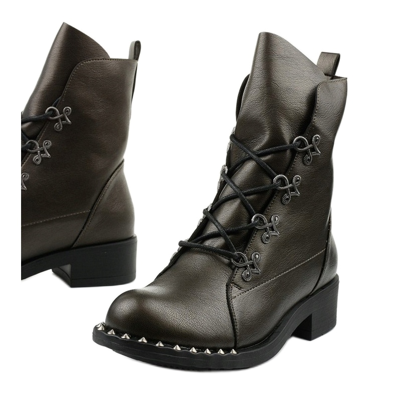 Botas marrones de mujer con tachuelas Aqua marrón 1 Botas marrones de mujer con tachuelas Aqua marrón 1