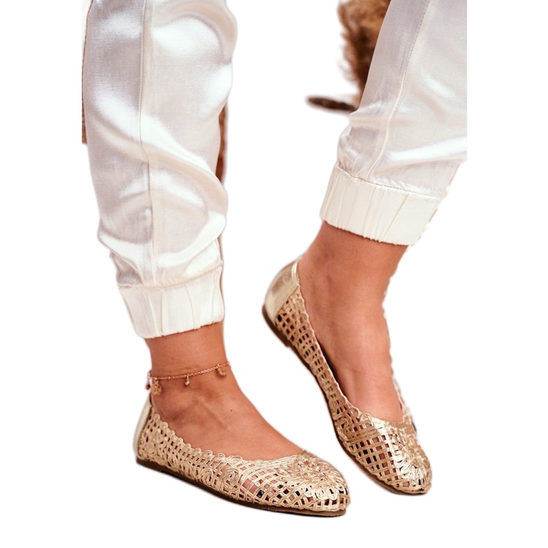 Lu Boo Bailarinas para mujer, trenzado dorado calado, transporte 1