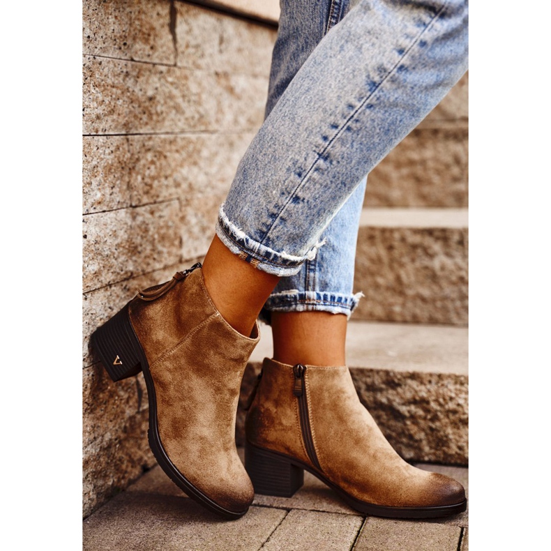 Vinceza Botas De Mujer Con Tacón Ante Beige Volares 1