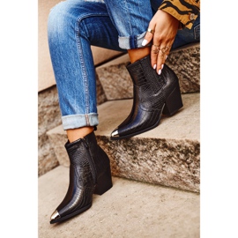 Botas De Mujer Con Tacón Negro Cowboys Atticus 1