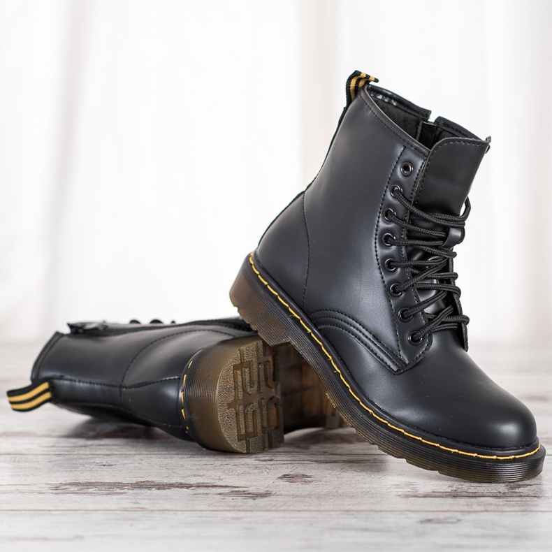 Seastar Botas negras en un control deslizante negro 1