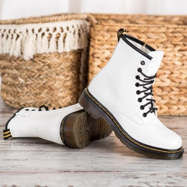 Seastar Botas blancas en un control deslizante blanco 3